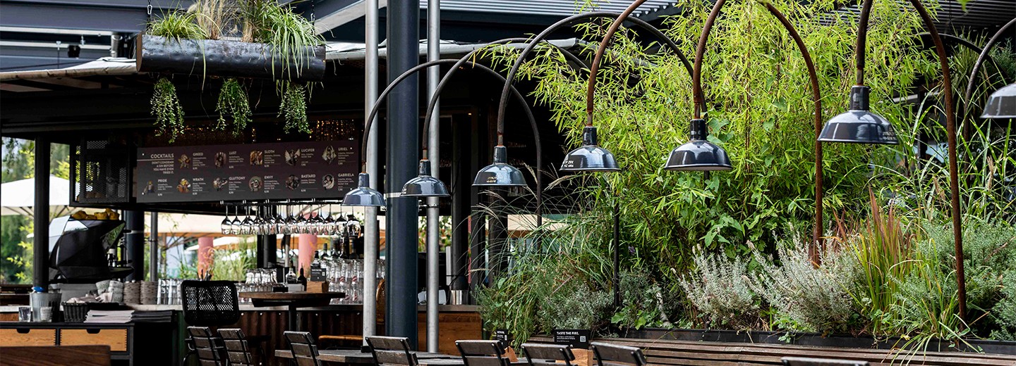 Grill, Pizza and beer Glorious Bastards at EUROPARK Salzburg